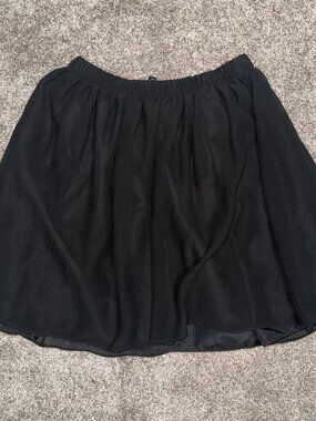 Blush Mark Black Flowy Mini Skirt Size Small